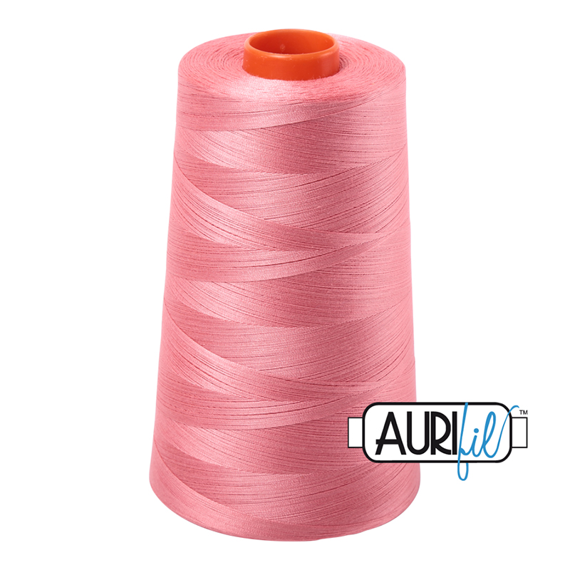 Longarm Cotton Thread 50wt 5900m 2435, zoomed in. Select this picture to zoom back out.
