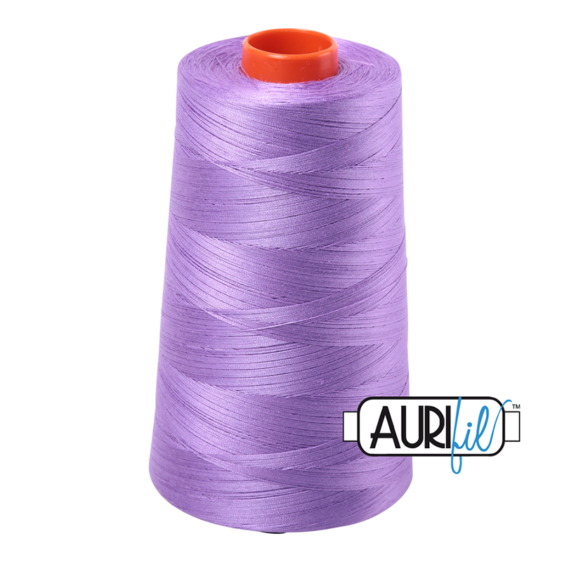 Longarm Cotton Thread 50wt 5900m 2520, zoomed in. Select this picture to zoom back out.