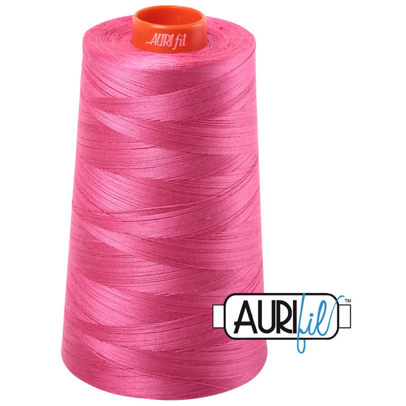 Longarm Cotton Thread 50wt 5900m 2530, zoomed in. Select this picture to zoom back out.