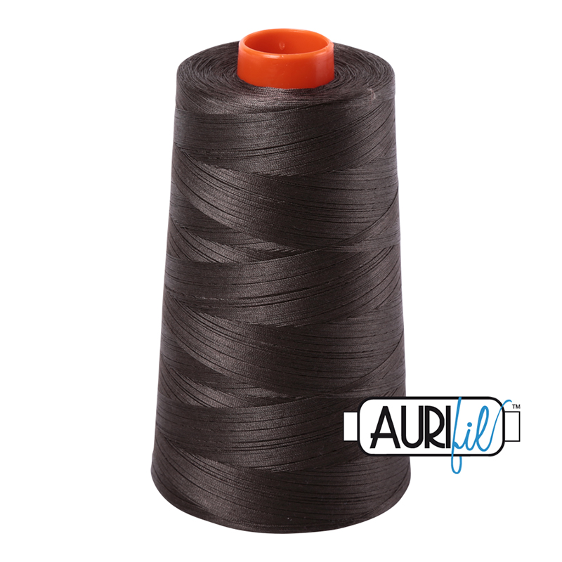 Longarm Cotton Thread 50wt 5900m 5013, zoomed in. Select this picture to zoom back out.