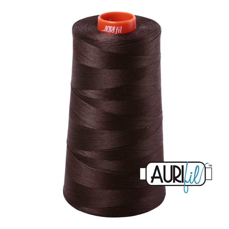 Longarm Cotton Thread 50wt 5900m 5024, zoomed in. Select this picture to zoom back out.