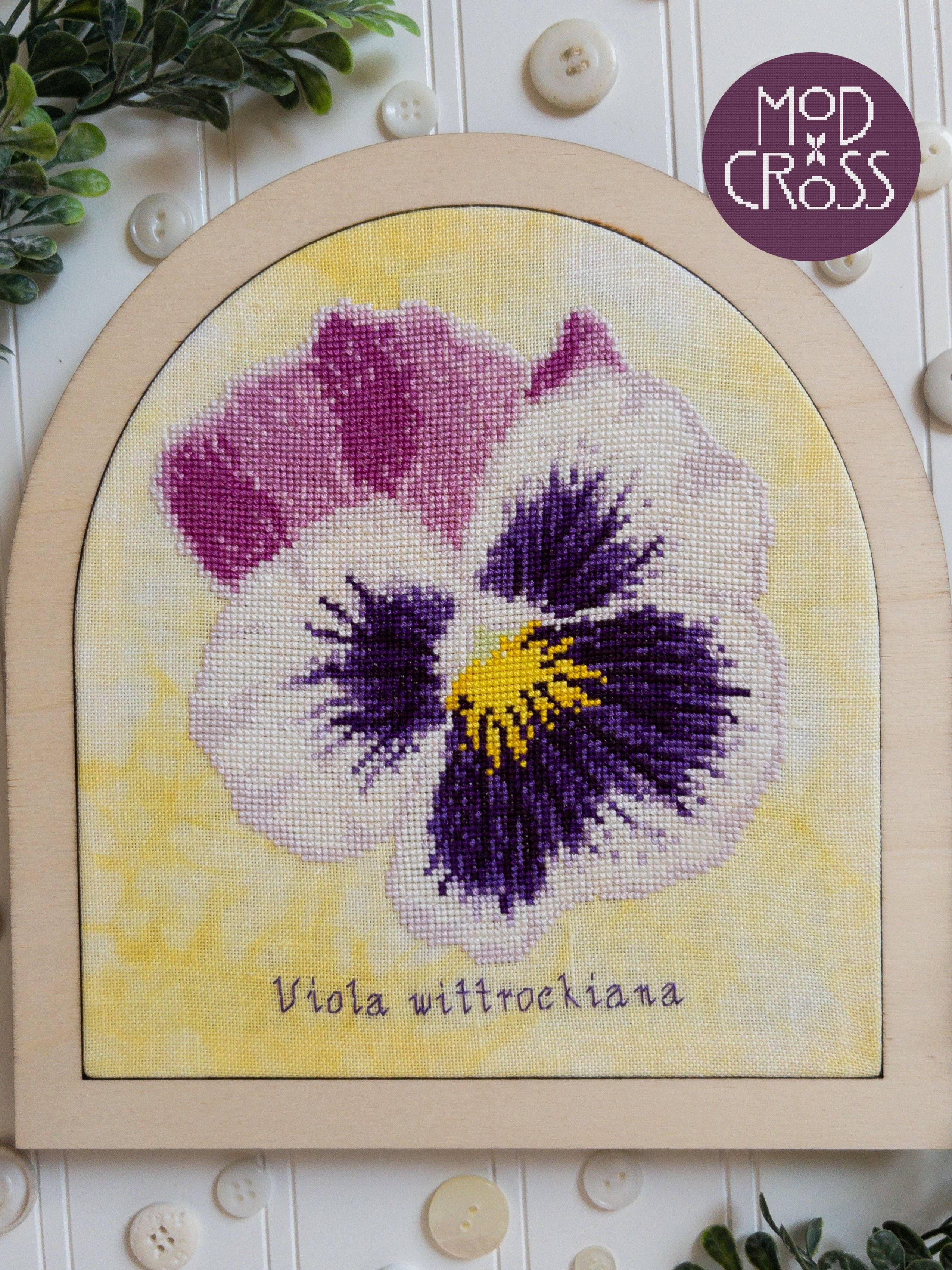Pansy Bloom - Cross Stitch Pattern