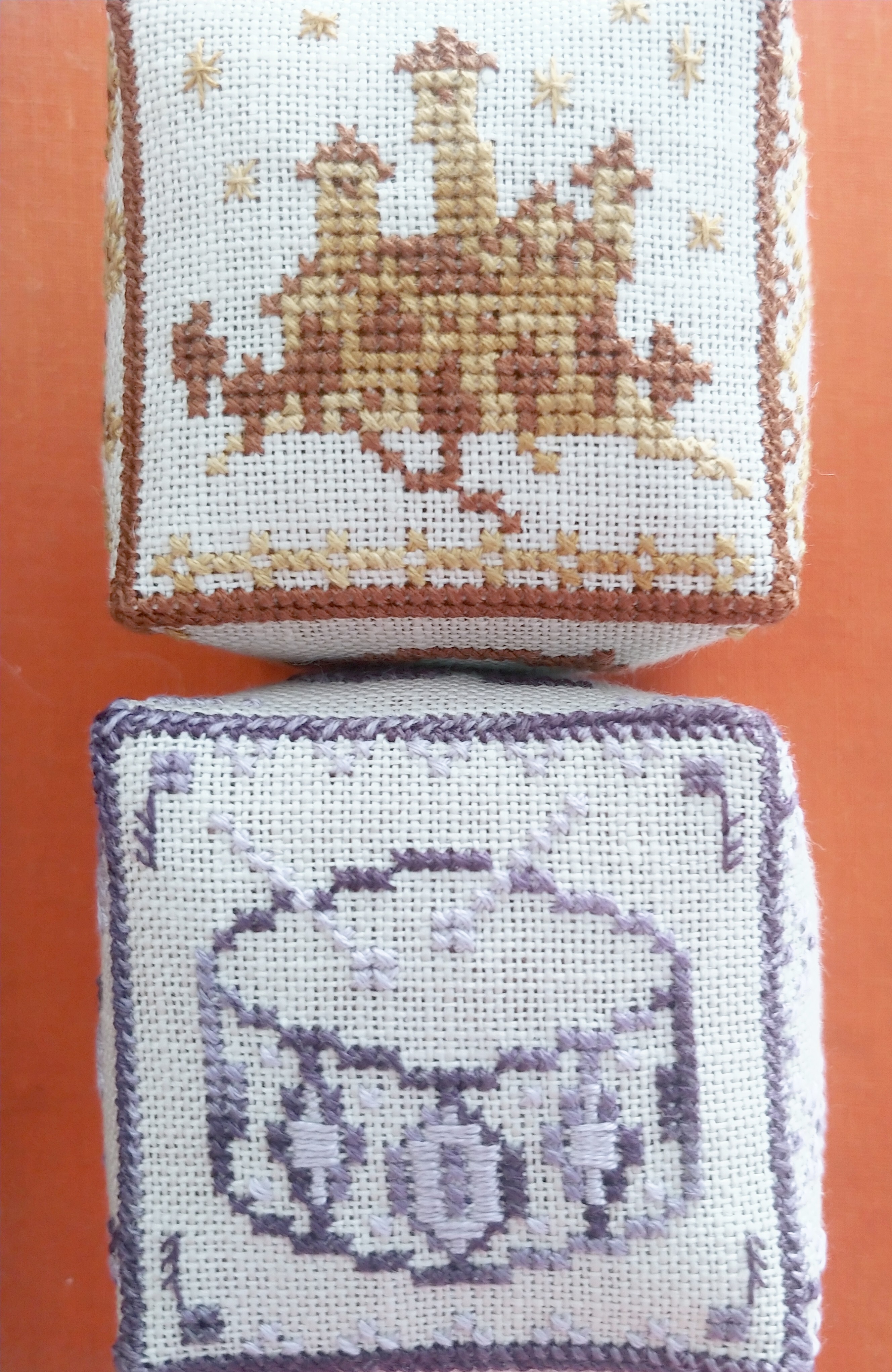 Alphabet Blocks Series - C and D - Cross Stitch Pattern