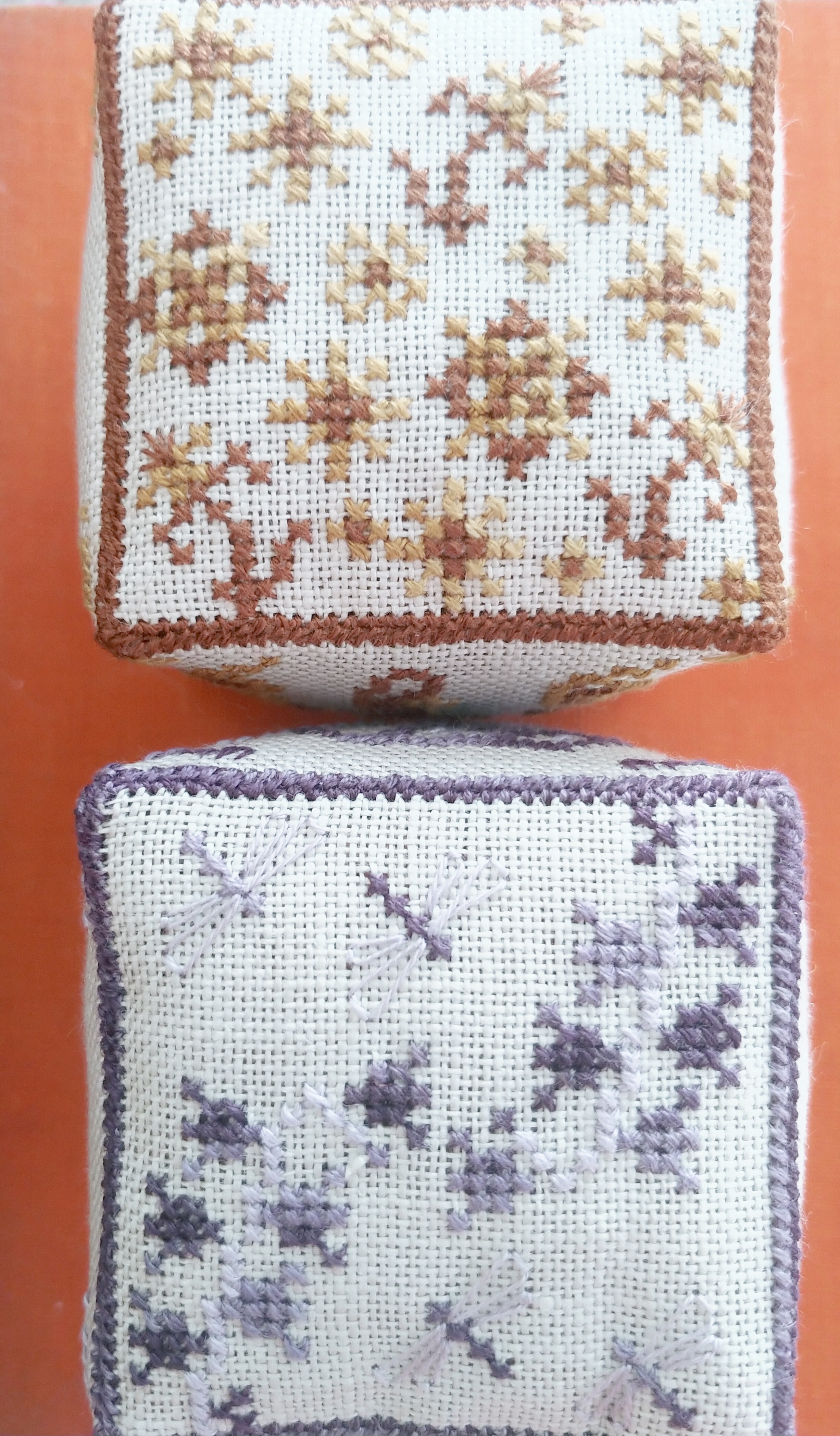 Alphabet Blocks Series - C and D - Cross Stitch Pattern