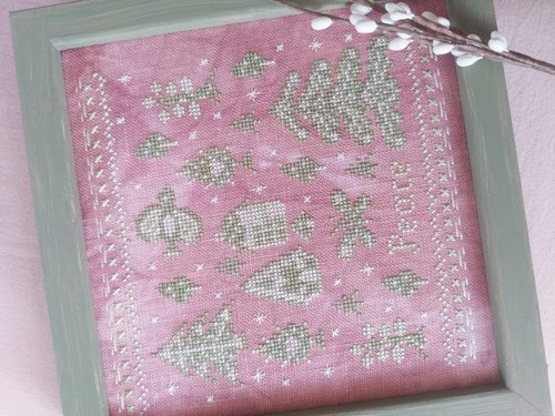 Peace on Earth - Christmas Cross Stitch Pattern