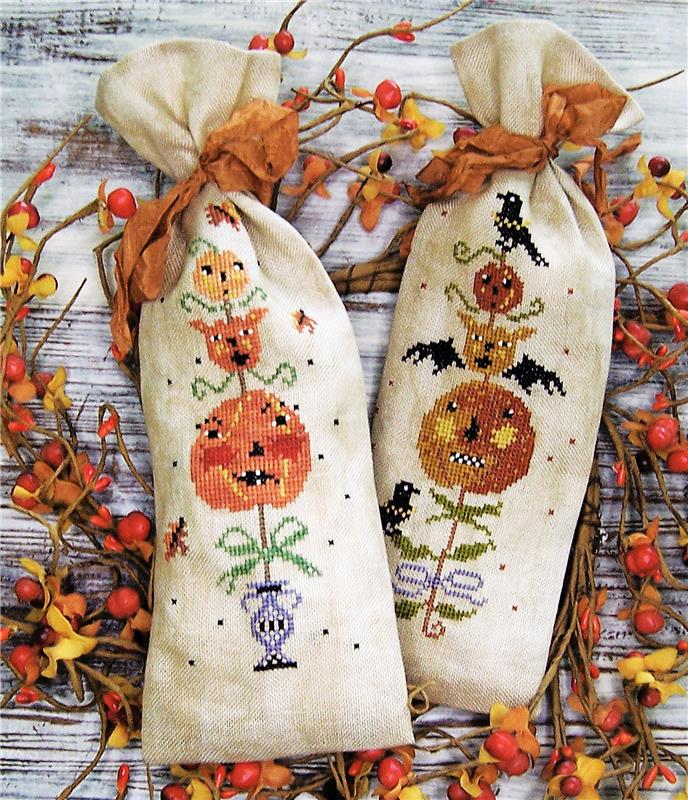 Pumpkin Love Treat Bags - Halloween Cross Stitch Pattern