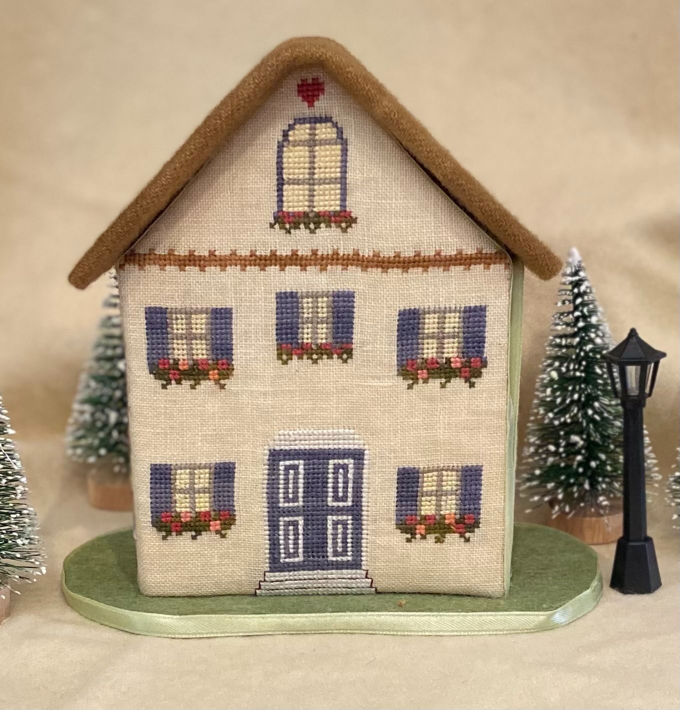 My Heart's Place Sewing Box - Cross Stitch Pattern