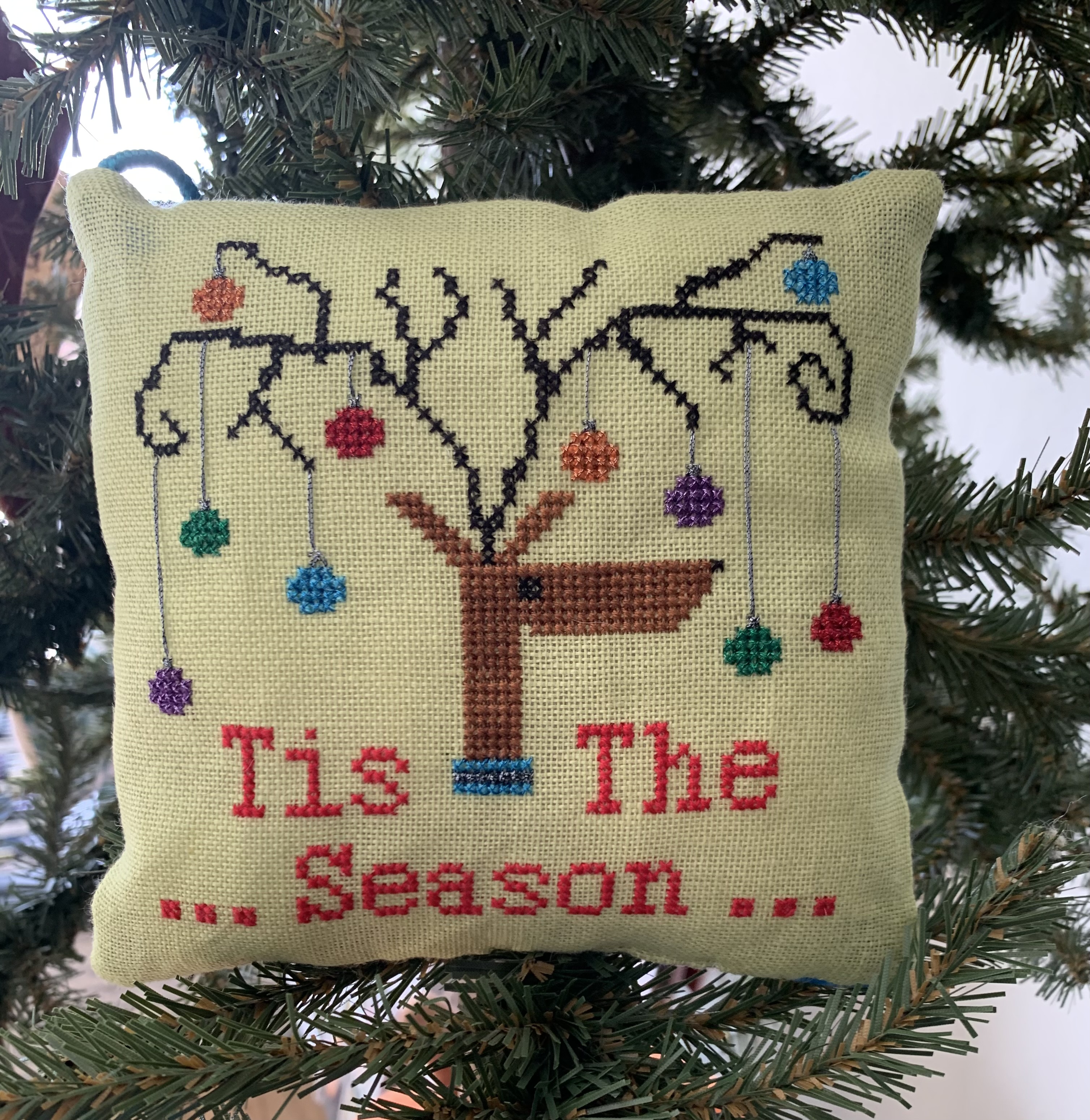 Tis the Season - Christmas Cross Stitch Pattern