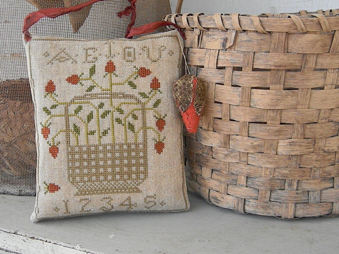 Strawberry Basket Hanging Pinkeep - Cross Stitch Pattern