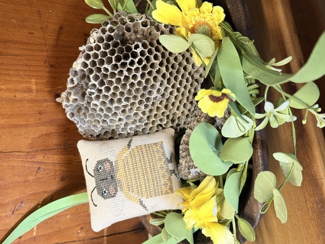 Bit Oh Honey - Cross Stitch Pattern