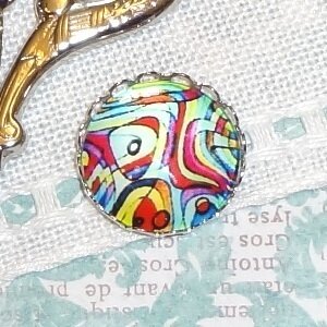 Art Deco Needle Minder