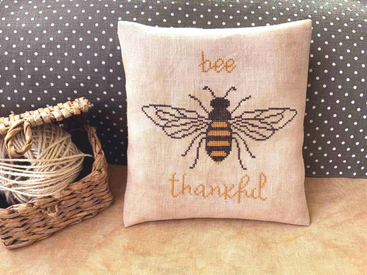 Bee Thankful - Cross Stitch Pattern