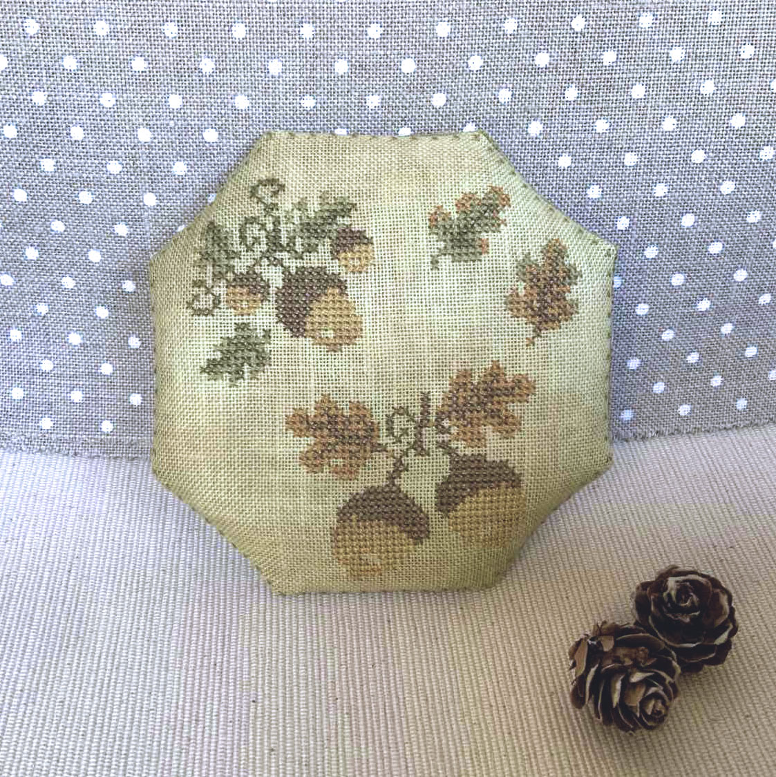 Garden Treasures Acorns - Fall Cross Stitch Pattern