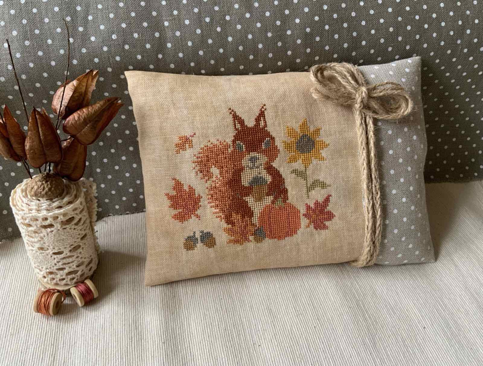 Cozy Squirrel - Cross Stitch Pattern