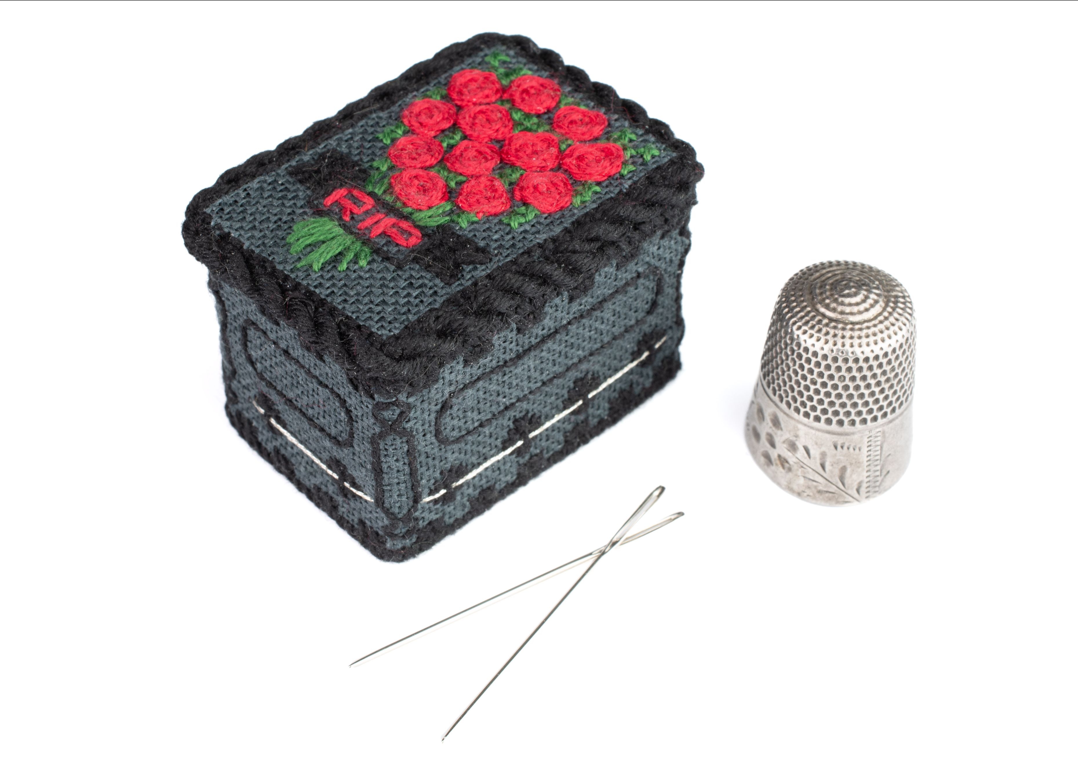 Needle Casket - Cross Stitch Pattern
