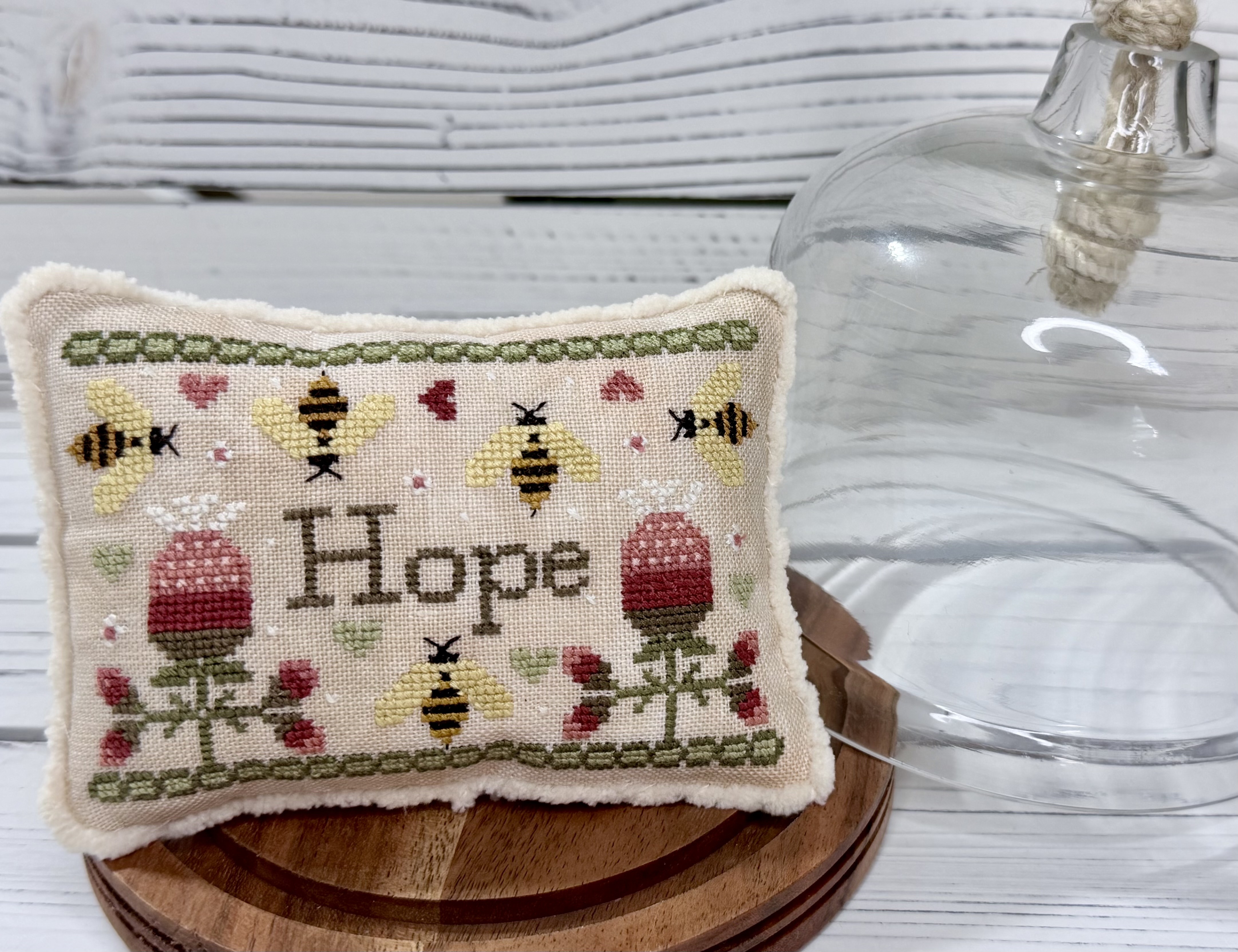 Virtue: Hope - Cross Stitch Pattern, zoomed in. Select this picture to zoom back out.