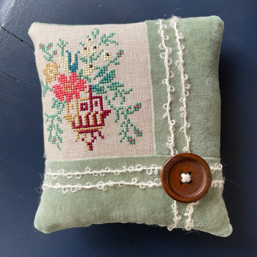 Victorian Samplings - Cross Stitch Pattern, different perspective #3, zoomed in. Select this picture to zoom back out.