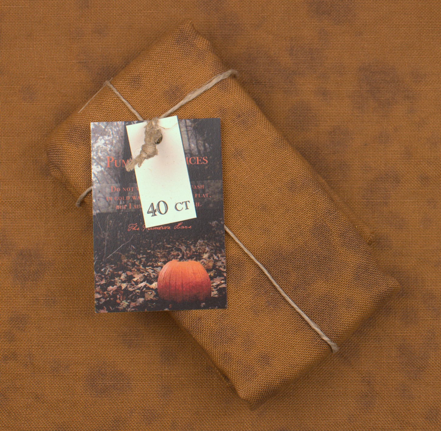40 Count Pumpkin 'N Spices Linen Standard Cut