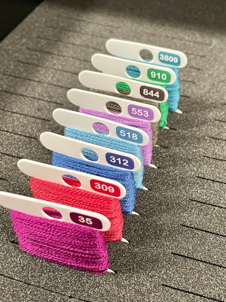 Mini DMC Complete Set Color Vinyl Labels - 761 Labels, different perspective #3, zoomed in. Select this picture to zoom back out.