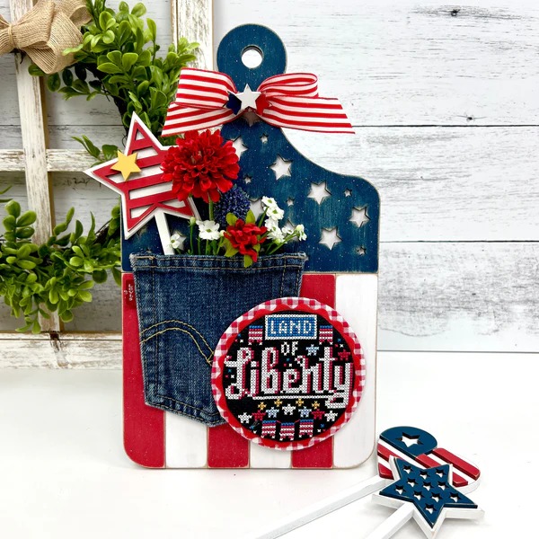 Patriotic Paddle Board - Embroidery Wood Display