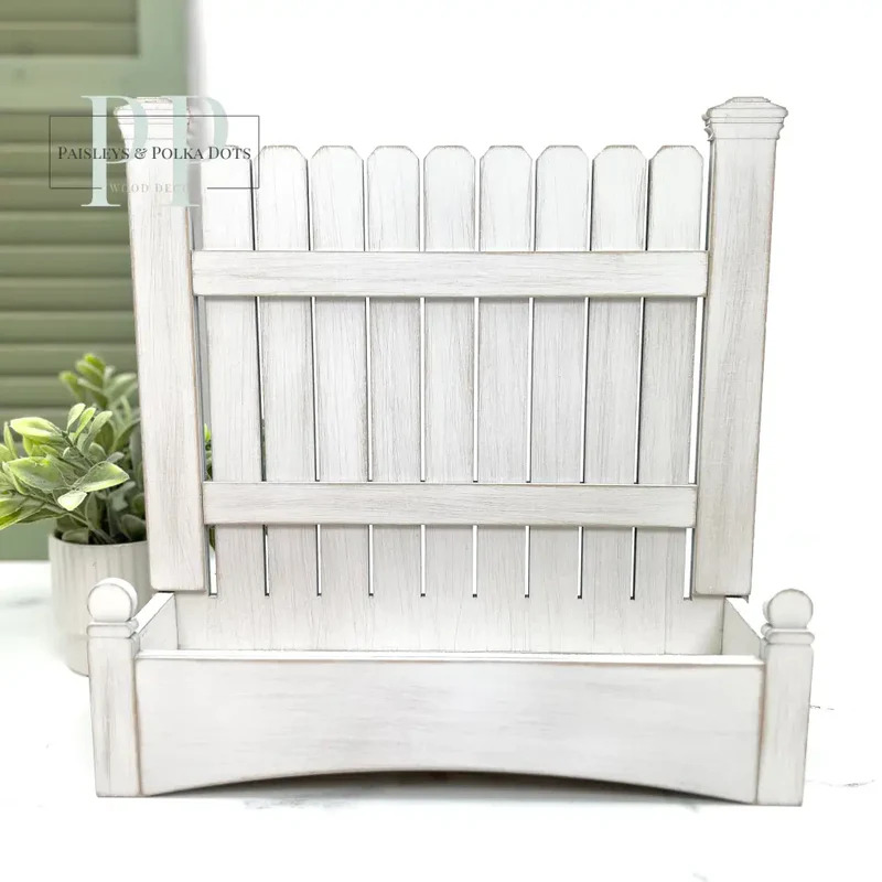 Picket Perch - Unfinished Wood Display Frame