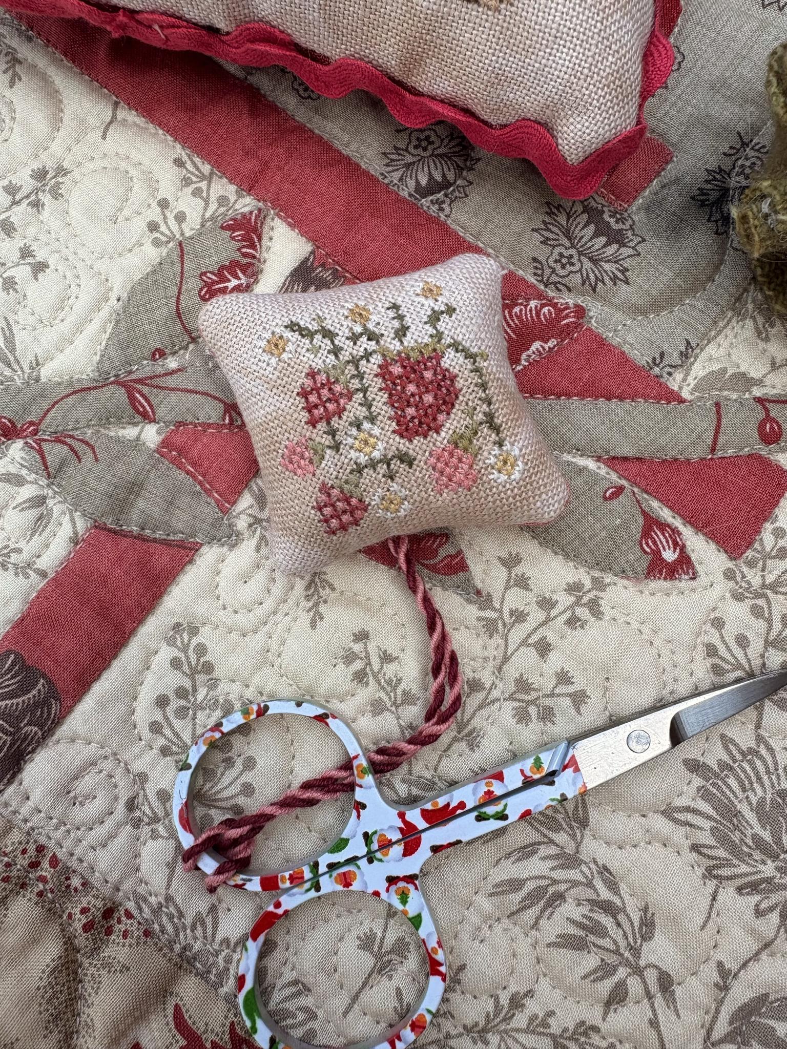 Strawberry Basket Pinkeep & Scissor Fob - Cross Stitch