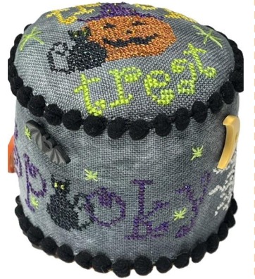 Spooky Boos Drum - Halloween Cross Stitch Pattern, zoomed in. Select this picture to zoom back out.