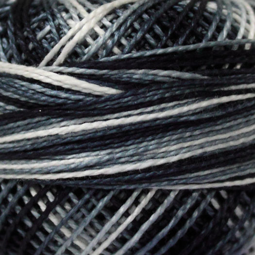 Finca Perle Floss Size 8 Thunderstorm Grey 9985