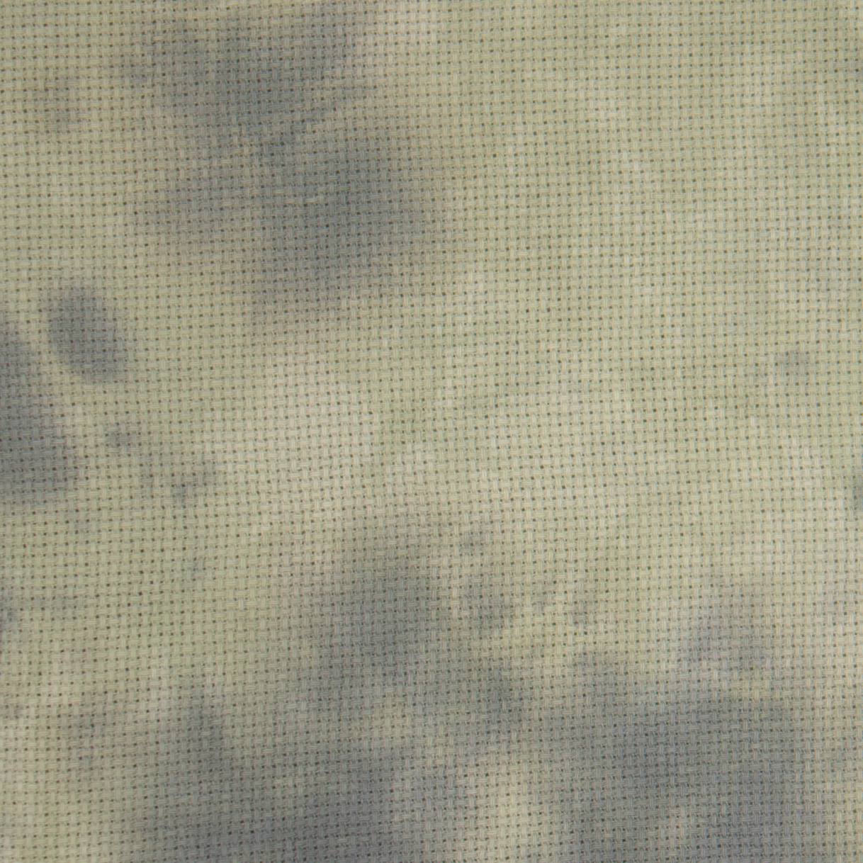 18 Count Mire Aida Fabric 35x52