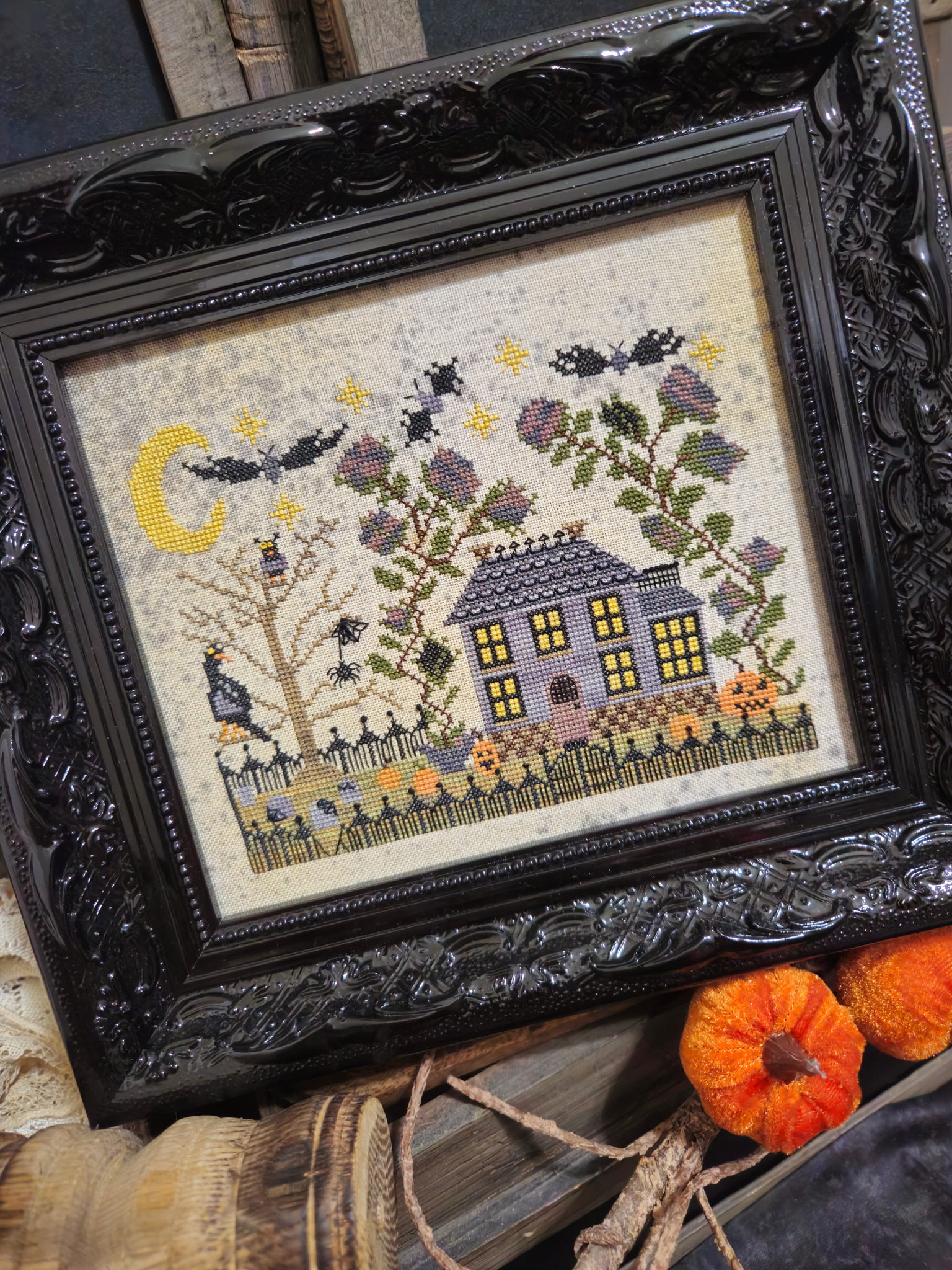 Spooky Mansion - Halloween Cross Stitch Pattern