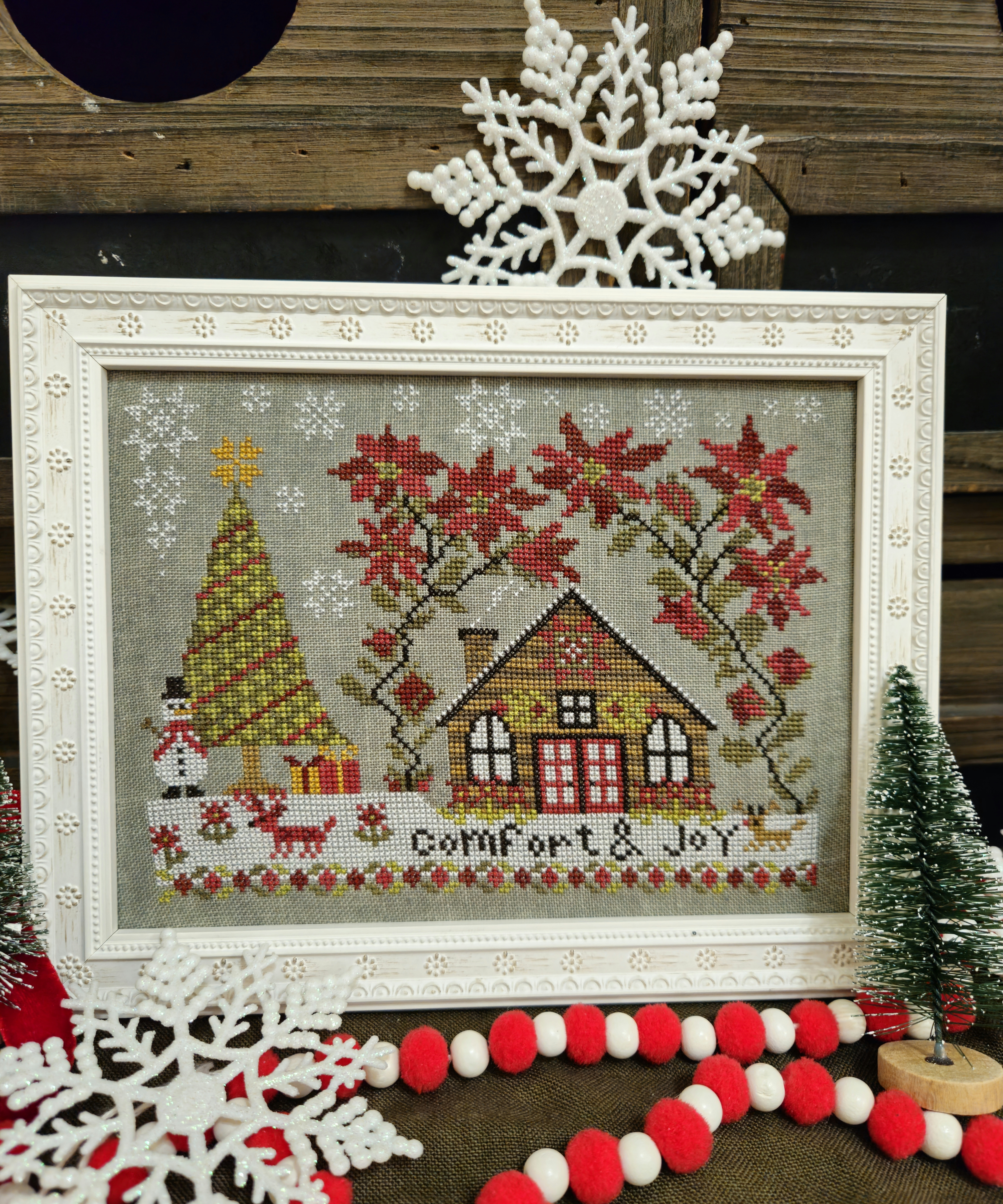 Comfort And Joy - Christmas Cross Stitch Pattern