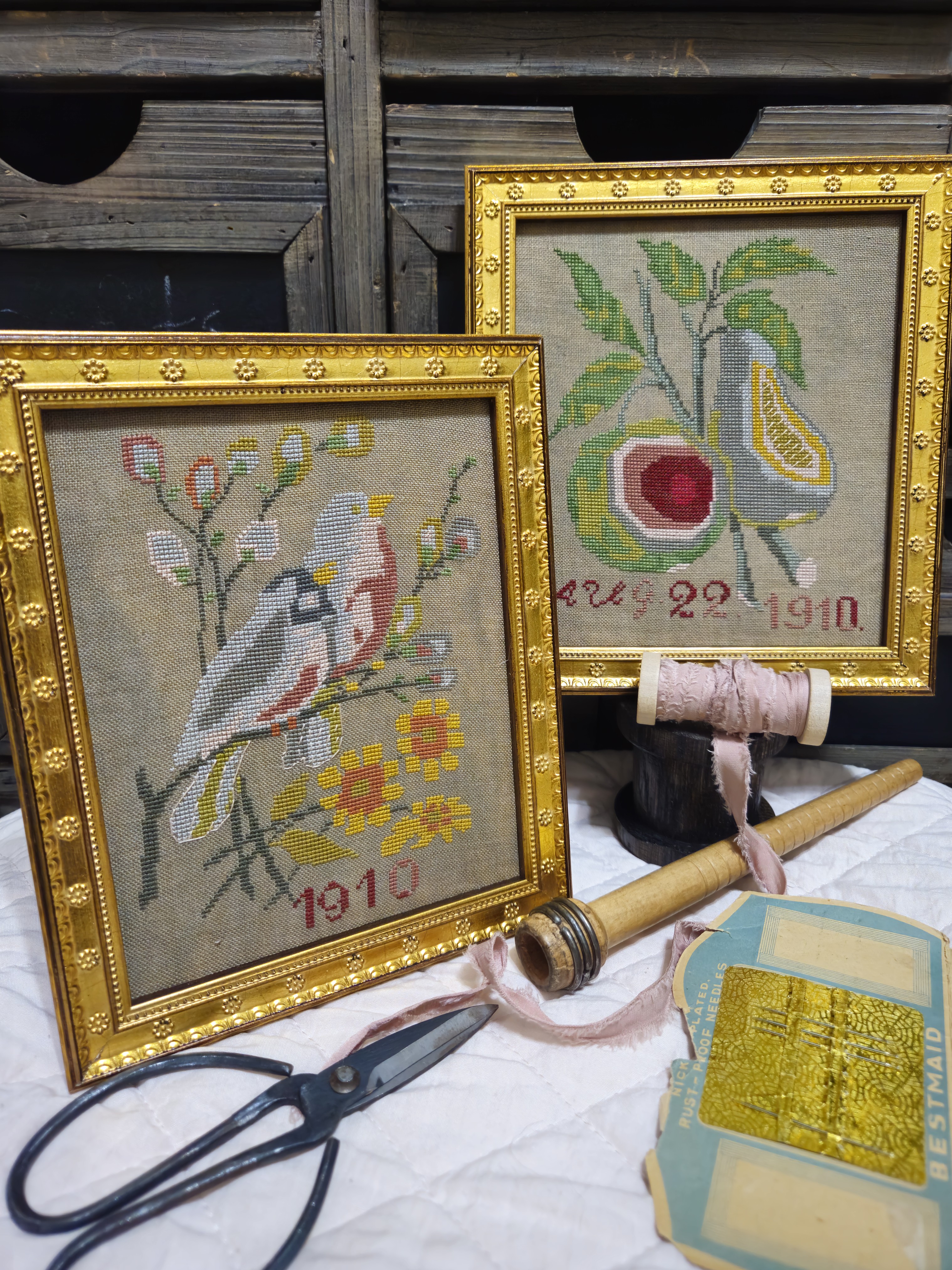 1910 Bird and Pear - Cross Stitch Pattern