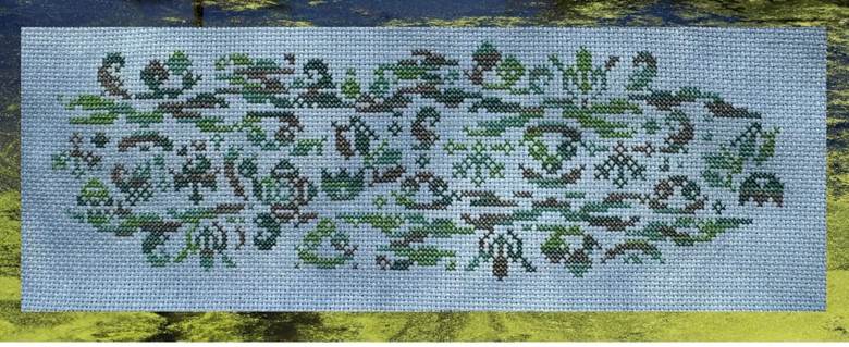Reflections of Algea - Cross Stitch Pattern, zoomed in. Select this picture to zoom back out.