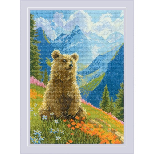 Clumsy Bear - Cross Stitch Kit, zoomed in. Select this picture to zoom back out.