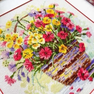 Blooming Summer - Cross Stitch Kit, different perspective #1, zoomed in. Select this picture to zoom back out.