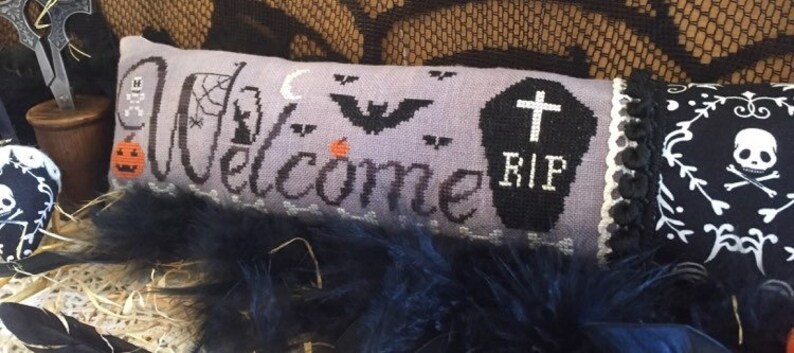 Welcome Halloween - Cross Stitch Pattern