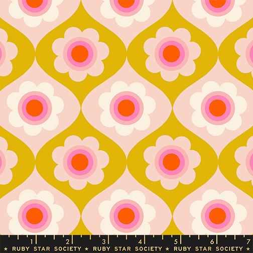 Trinketry Flower Goldenrod - Quilt Fabric