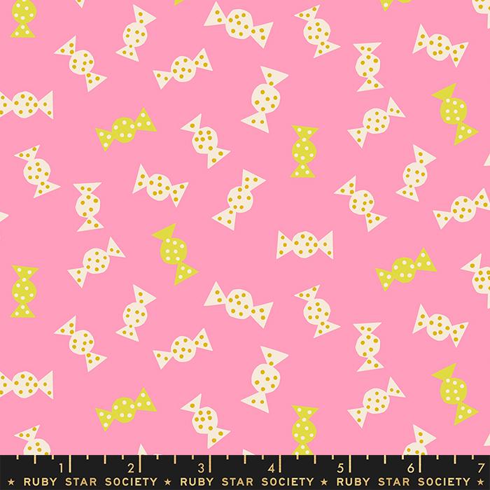 Novelty Candy - Flamingo - Quilt Fabric