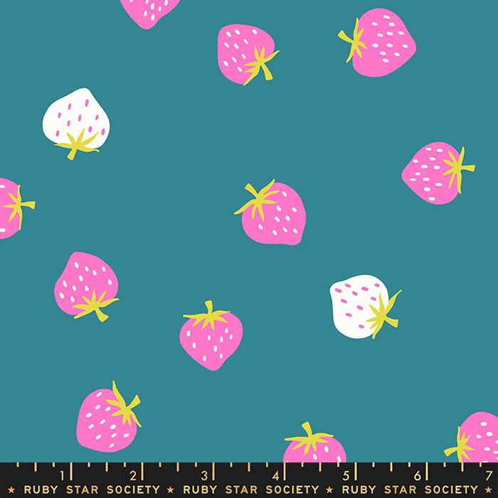 Picture Book Strawberry Storytime - Quilt Fabric