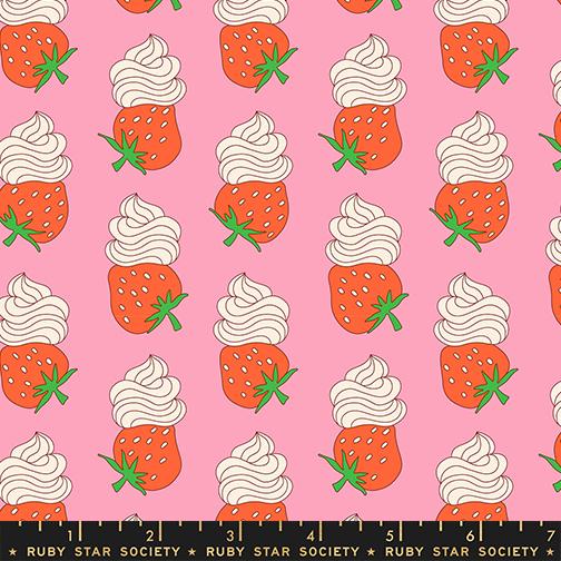 Sugar Cone 2 Berries Posy - Quilt Fabric, zoomed in. Select this picture to zoom back out.