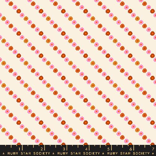 Ooh Lucky Lucky Flowers - Natural - Quilt Fabric
