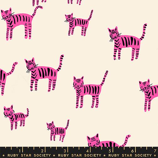 Catnap Tiger Playful - Quilt Fabric