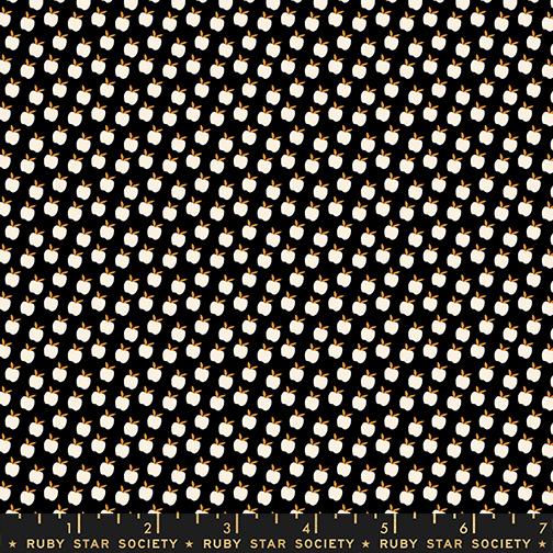 Catnap Apple Black - Quilt Fabric
