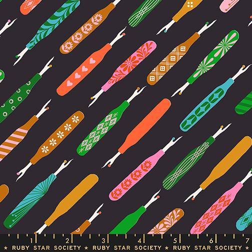 1 800 Notion Seam Ripper Soft Black - Quilt Fabric