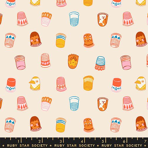 1 800 Notion Thimbles Shell - Quilt Fabric