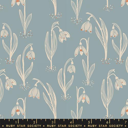 Unruly Nature Sky - Snowdrops Metro - Quilt Fabric