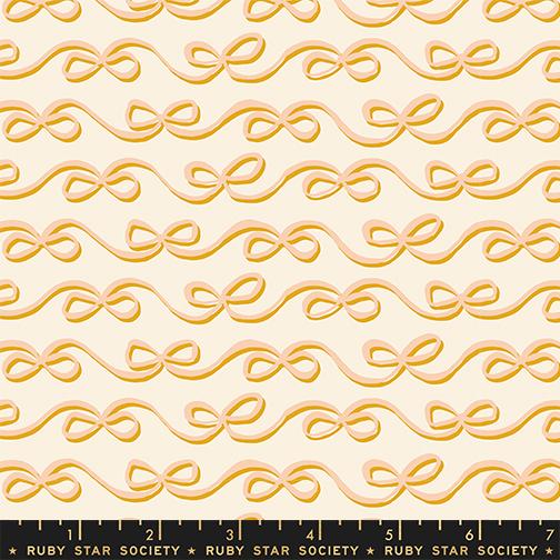 Corsage Bows Natural - Quilt Fabric, zoomed in. Select this picture to zoom back out.