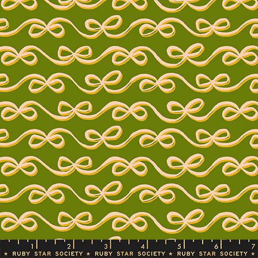Corsage Bows Sprout - Quilt Fabric, zoomed in. Select this picture to zoom back out.