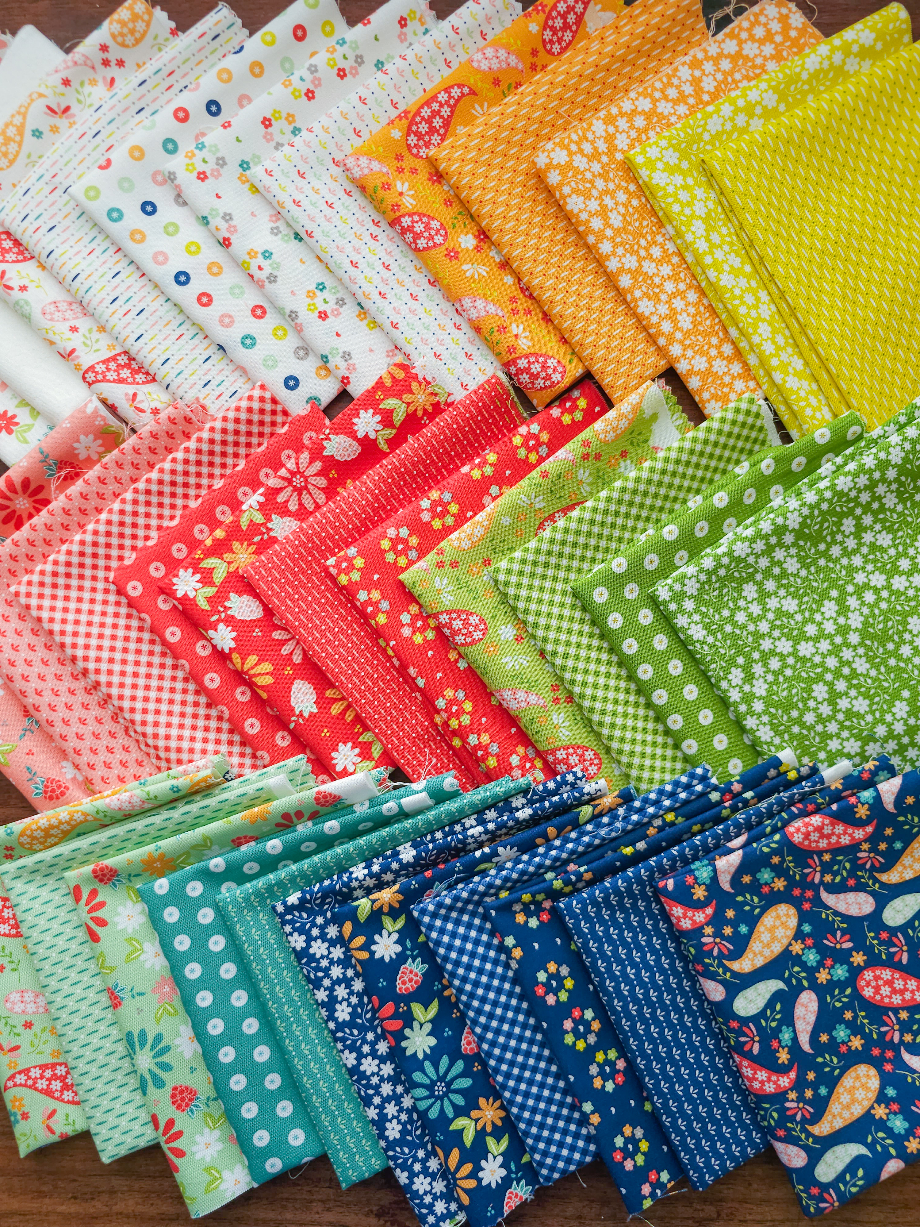 Raspberry Summer Sprout - Carnation - Quilt Fabric