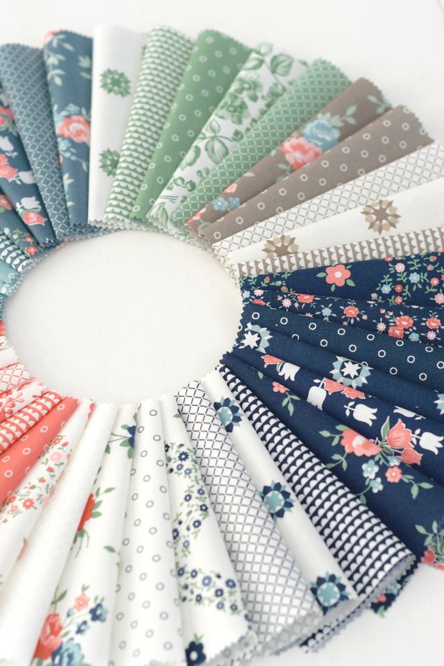 Rosemary Cottage Lake - Quilt Fabric